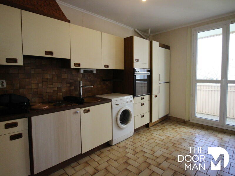 Appartement - 97 m² - 4 pièces