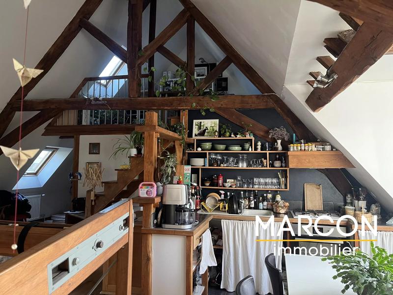 Immeuble - 214 m² - 10 pièces