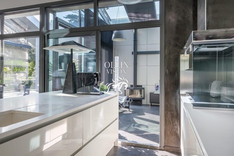 Villa - 230 m² - 8 pièces