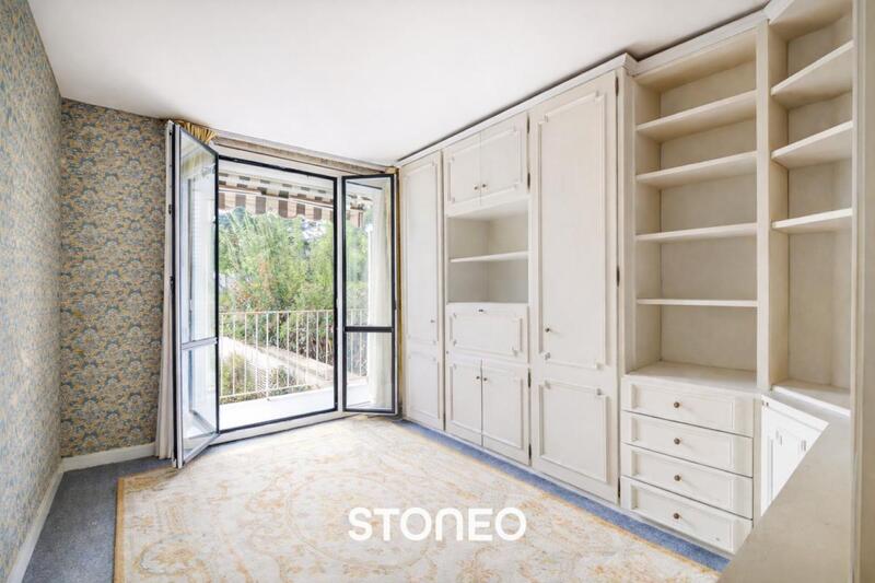 Appartement ancien - 104 m² - 5 pièces