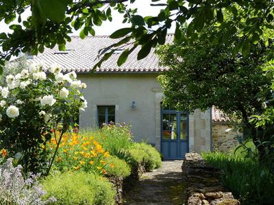 Demeure - 259 m² - 9 pièces