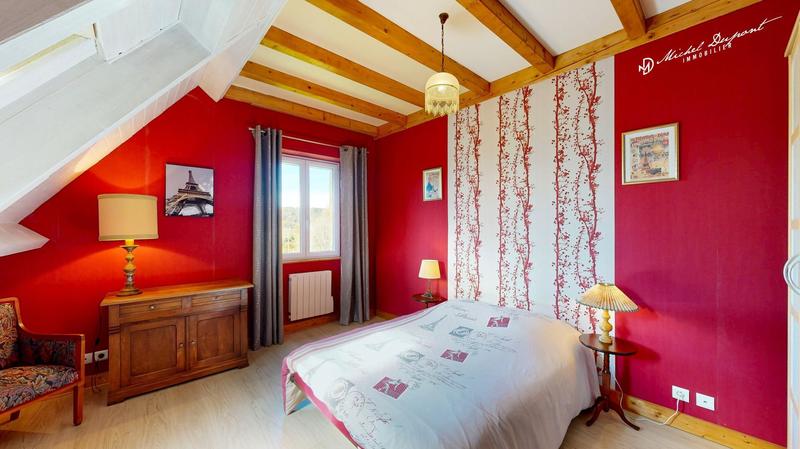 Maison - 200 m² - 8 pièces