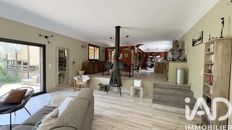 Maison - 168 m² - 6 pièces