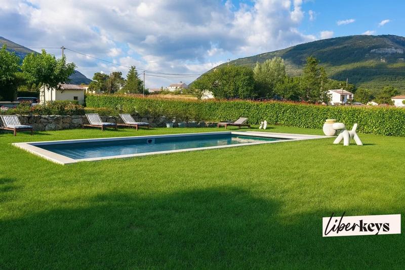 Maison - 154 m² - 4 pièces