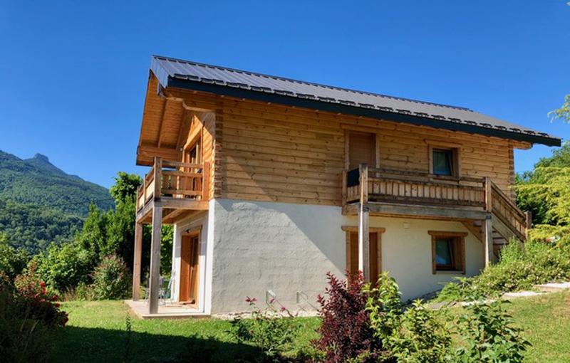 Maison - 90 m² - 6 pièces