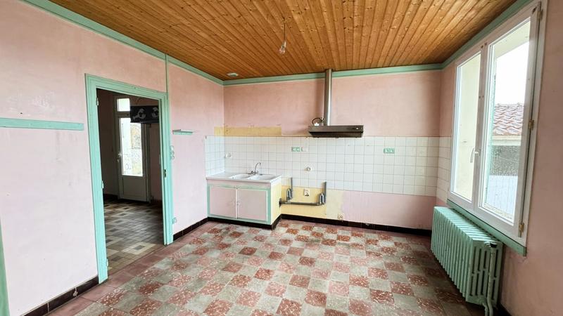 Maison - 122 m² - 8 pièces