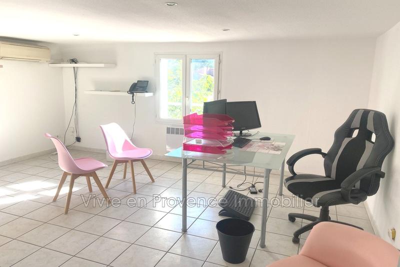 Bureau - 93 m²