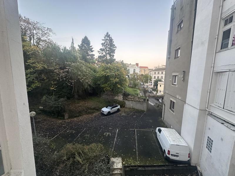 Studio - 15 m² - 1 pièce