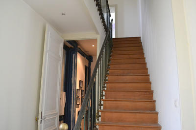 Maison - 240 m² - 9 pièces