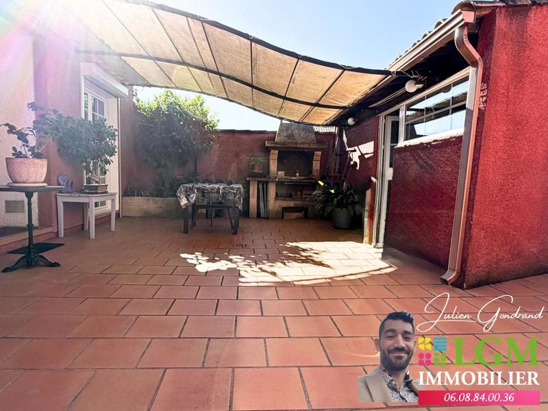 Maison - 99 m² - 5 pièces