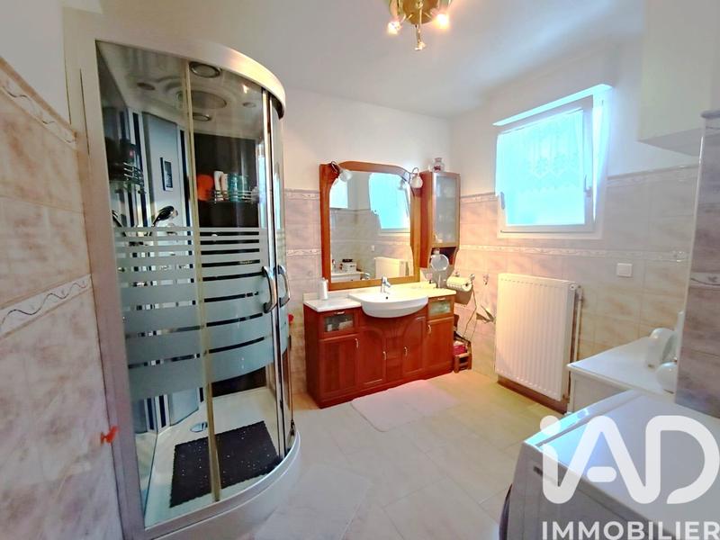 Maison - 150 m² - 4 pièces