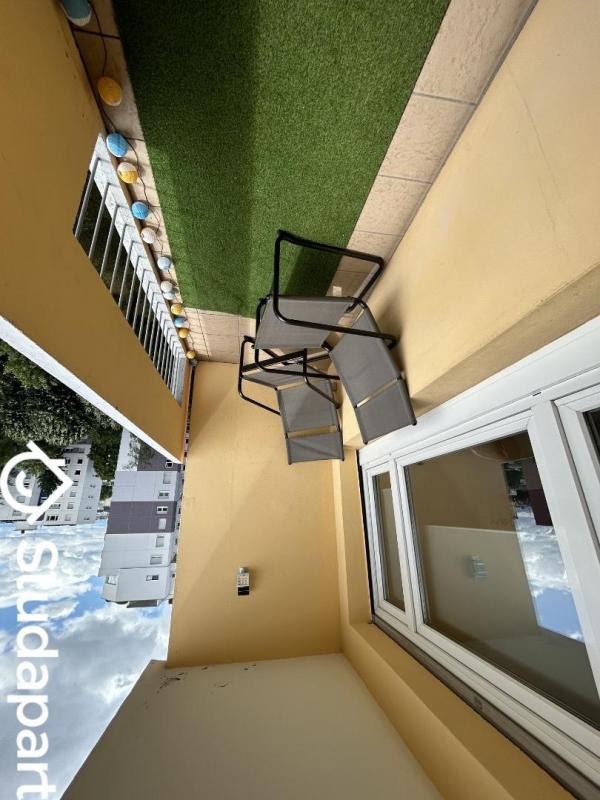 Chambre - 12 m² - 1 pièce