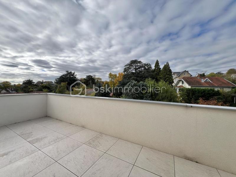 Appartement - 112 m² - 5 pièces