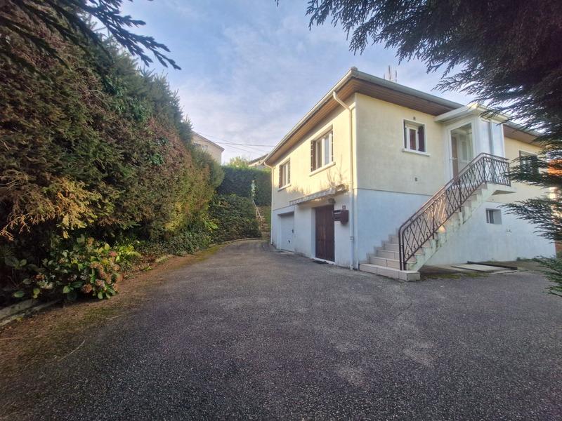 Maison - 86 m² - 4 pièces