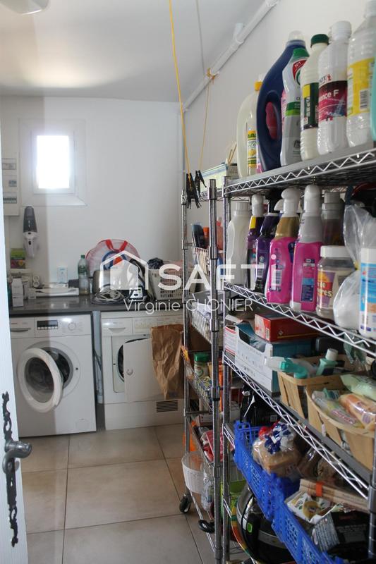 Maison - 256 m² - 6 pièces