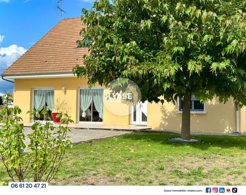 Maison - 220 m² - 5 pièces