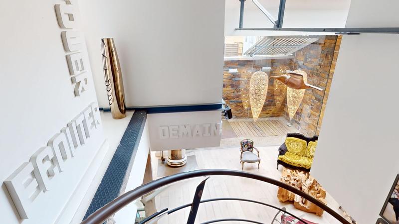 Maison contemporaine - 223 m² - 7 pièces