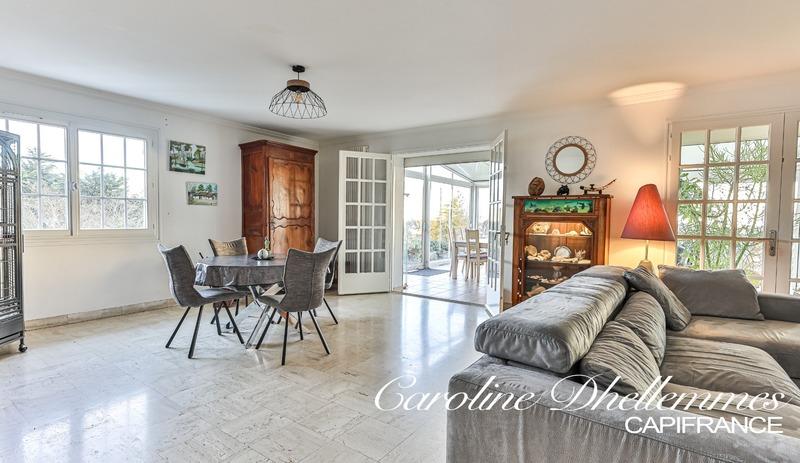 Maison - 180 m² - 6 pièces