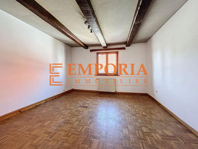 Maison - 171 m² - 8 pièces