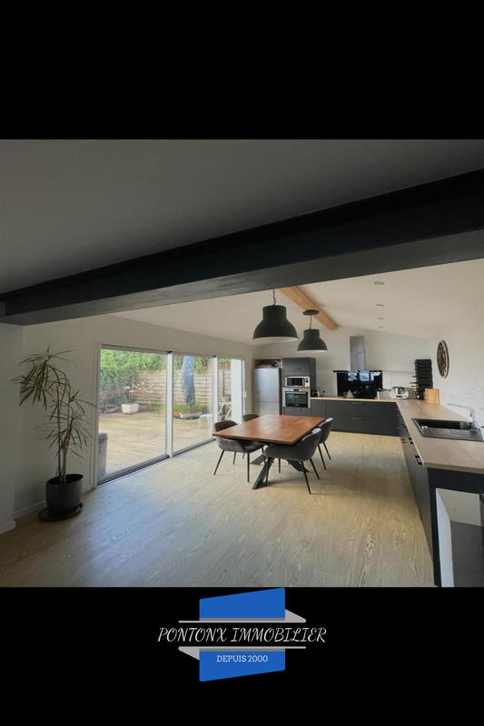Maison - 123 m² - 5 pièces