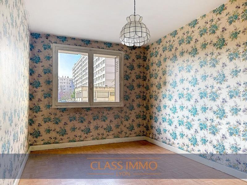 Appartement - 81 m² - 5 pièces