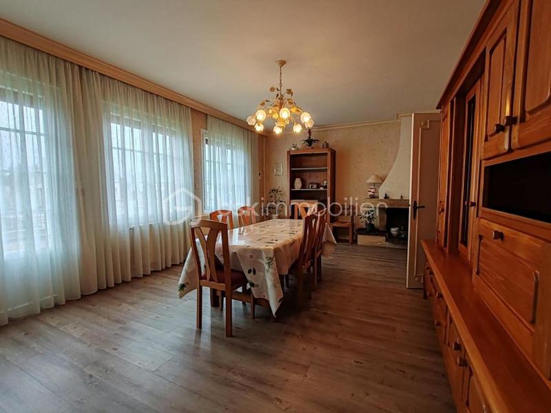 Maison - 159 m² - 6 pièces