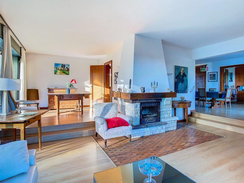 Maison - 171 m² - 7 pièces