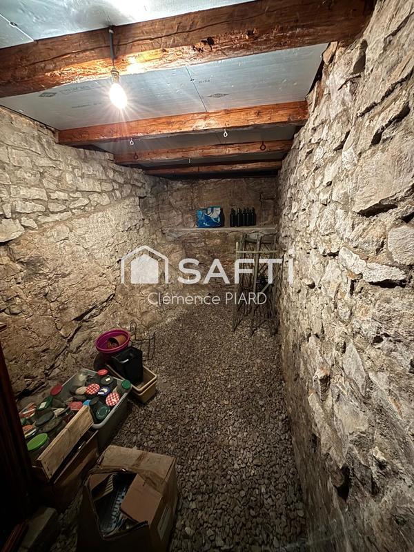 Maison - 143 m² - 10 pièces