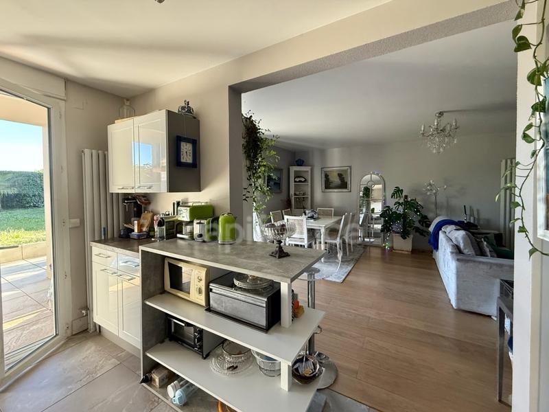 Appartement - 91 m² - 3 pièces