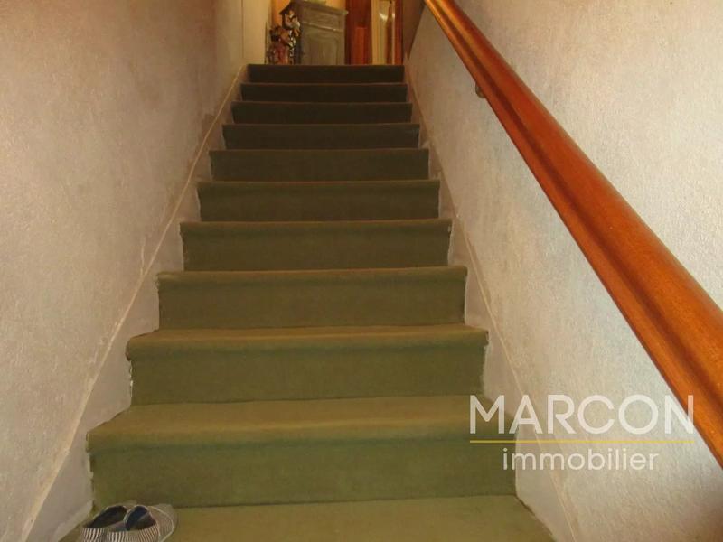 Propriété - 122 m² - 5 pièces