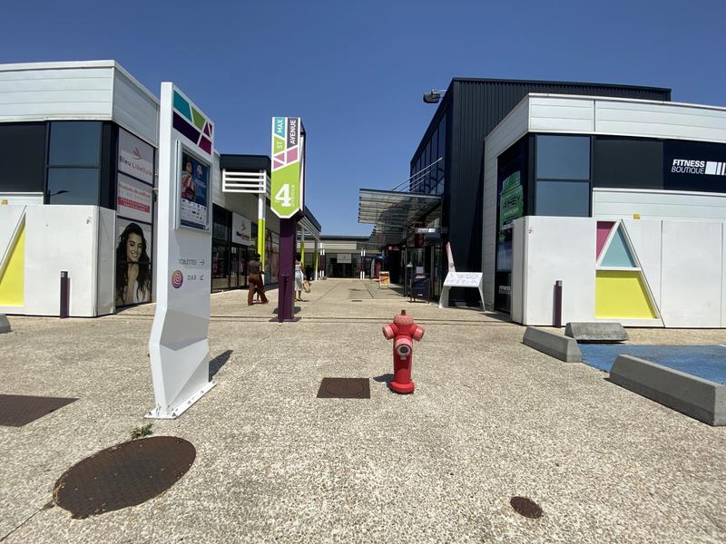 Local commercial - 113 m²