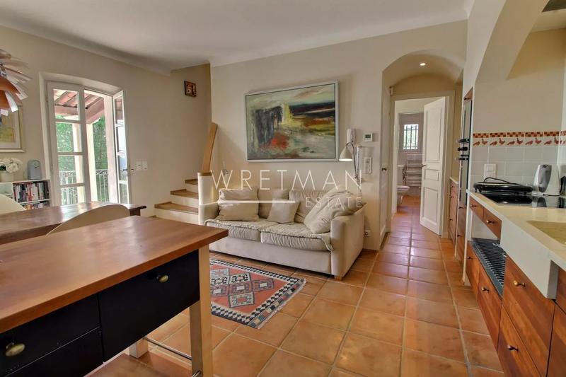 Villa - 245 m² - 8 pièces