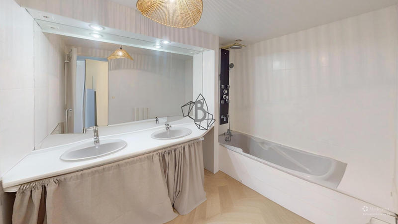 Maison - 173 m² - 5 pièces