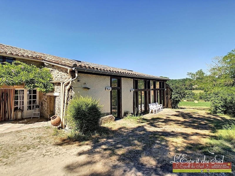 Maison - 280 m² - 4 pièces