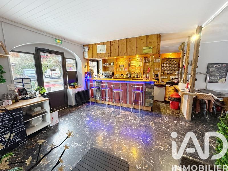 Châlet - 300 m² - 4 pièces