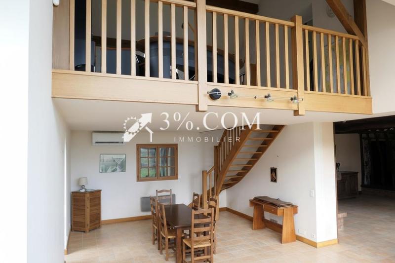 Propriété - 214 m² - 8 pièces