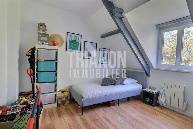 Maison - 161 m² - 7 pièces