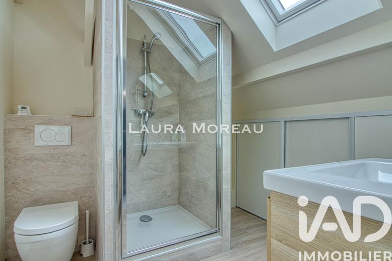 Maison - 163 m² - 8 pièces