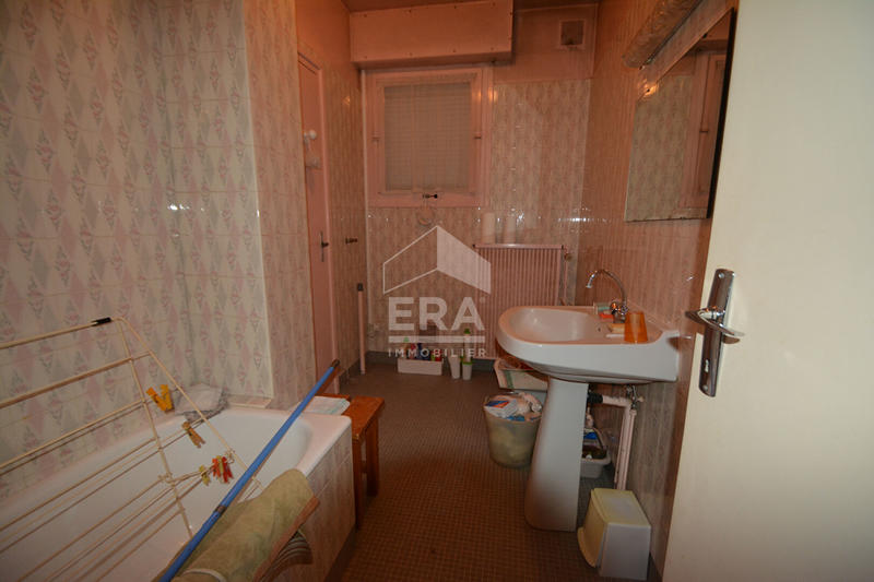 Maison - 148 m² - 8 pièces