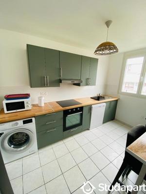 Chambre - 9 m² - 1 pièce