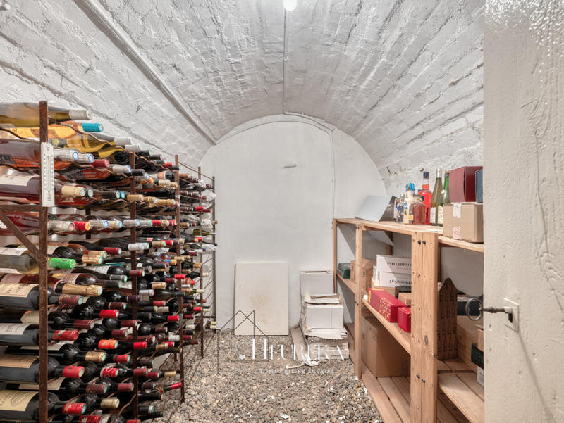 Maison - 180 m² - 7 pièces