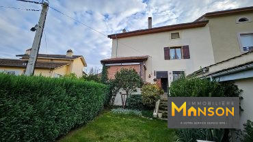 Maison ancienne - 239 m² - 10 pièces