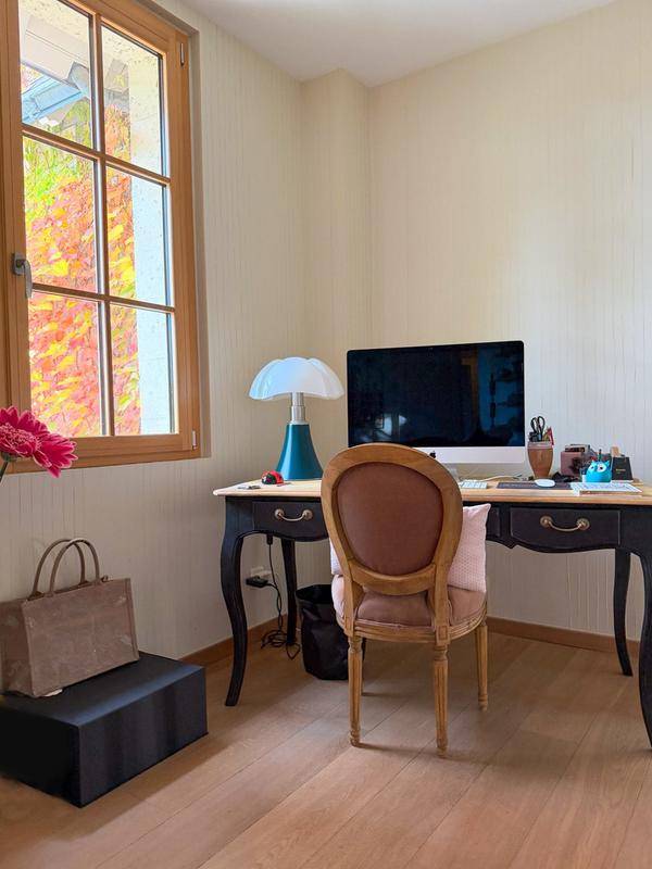 Maison - 360 m² - 12 pièces