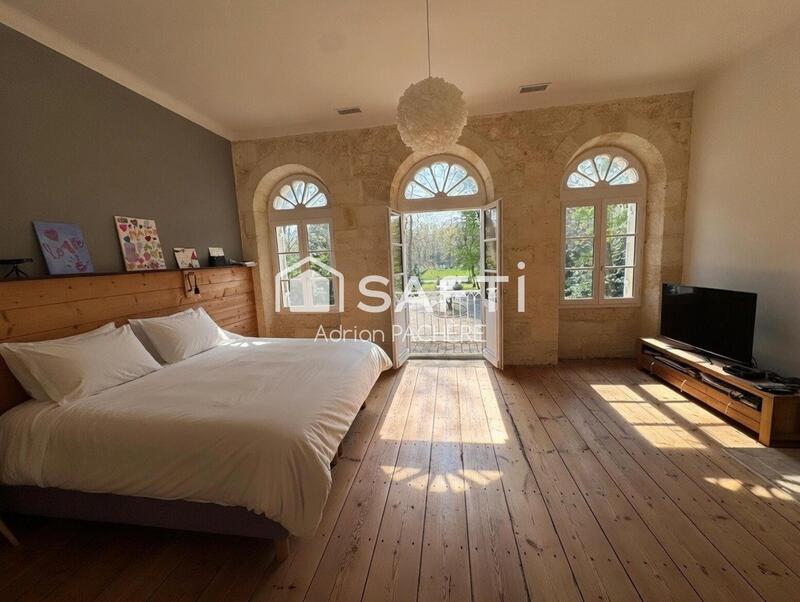 Maison de maîtres - 254 m² - 7 pièces