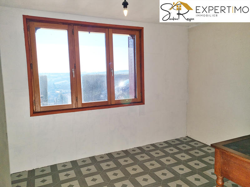 Maison - 96 m² - 4 pièces