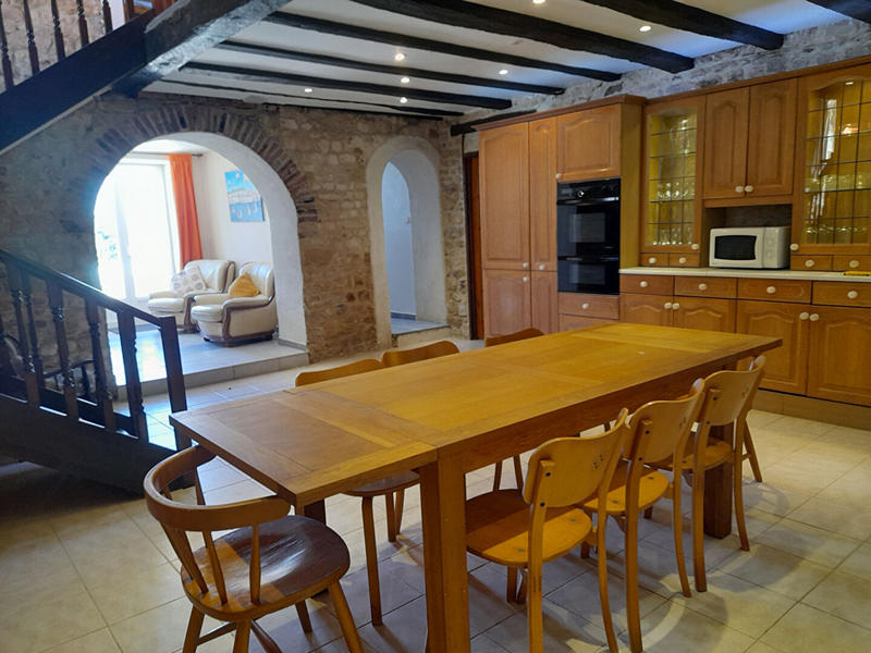 Maison - 264 m² - 13 pièces