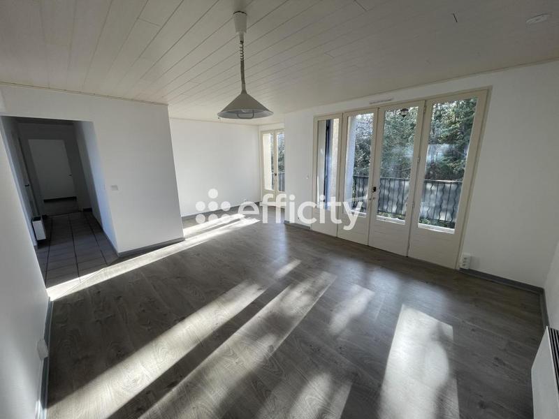 Maison - 170 m² - 7 pièces