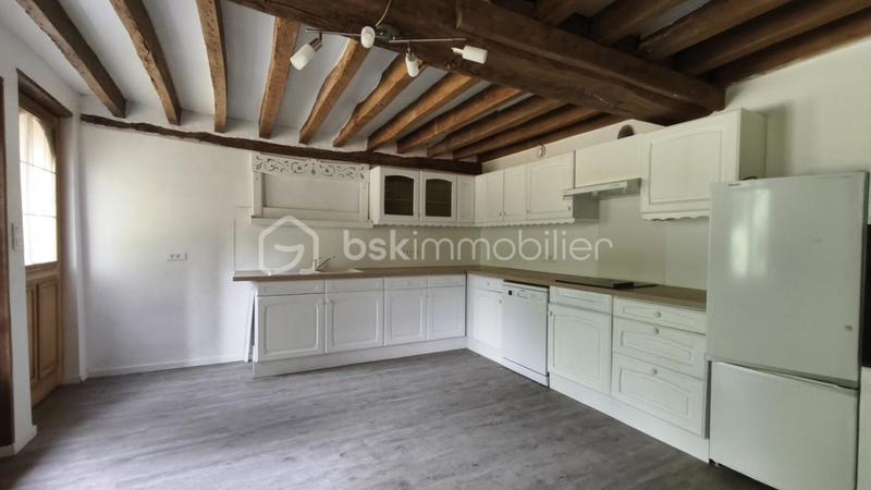 Propriété - 251 m² - 9 pièces