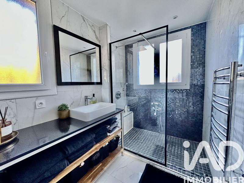 Maison - 136 m² - 7 pièces