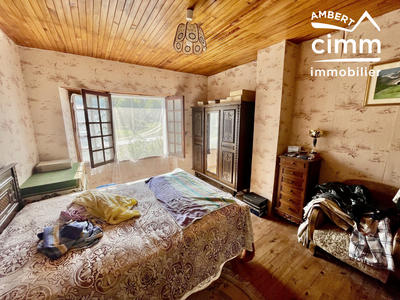 Maison - 143 m² - 7 pièces